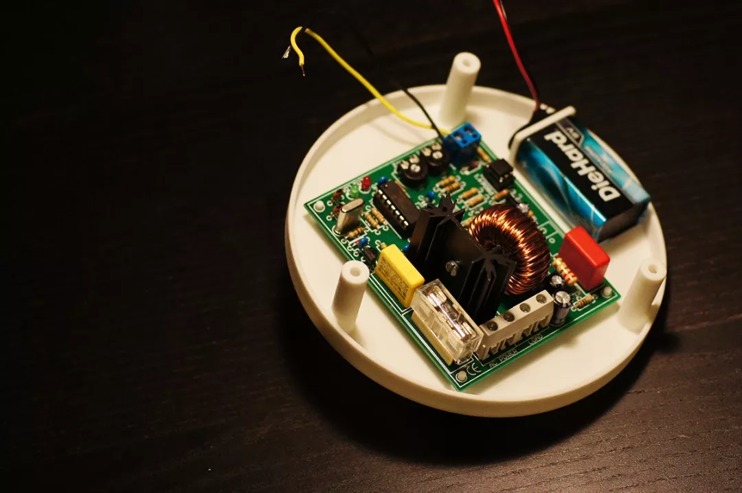 “致敬工業(yè)設(shè)計師”——(草圖、效果圖、手板、生產(chǎn))設(shè)計過程展示(圖25)